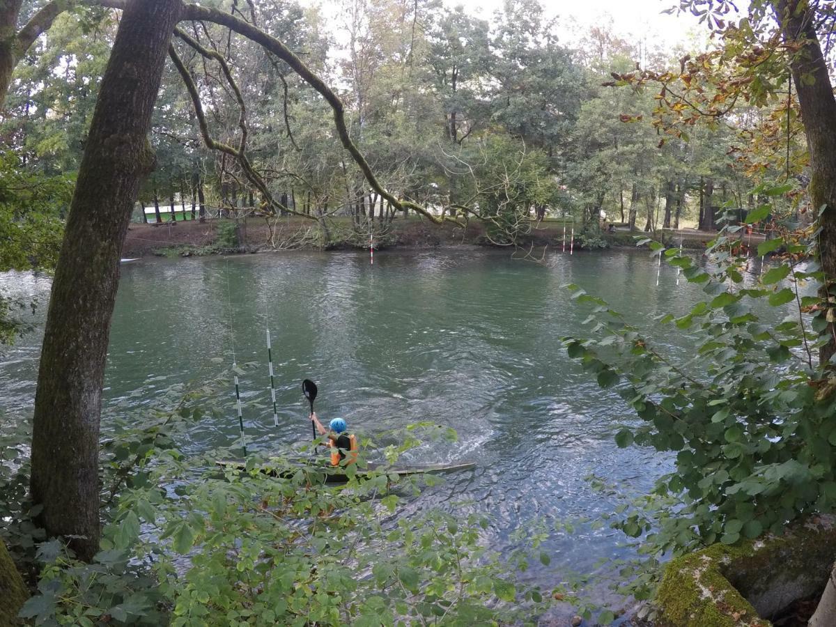 リュブリャナ Pearl Of Sava Wild Watersヴィラ エクステリア 写真